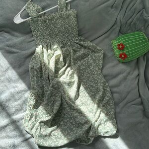 Green women summer dress with daisies